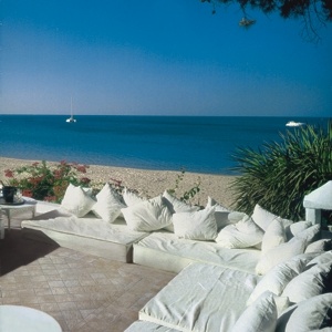 Ekos Stone Installation